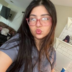 Meet your Posher, Lucy